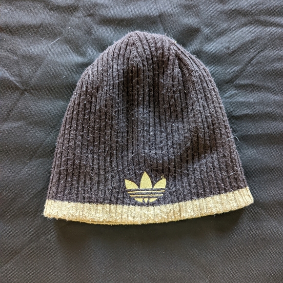 Adidas reversible beanie - Picture 1 of 2